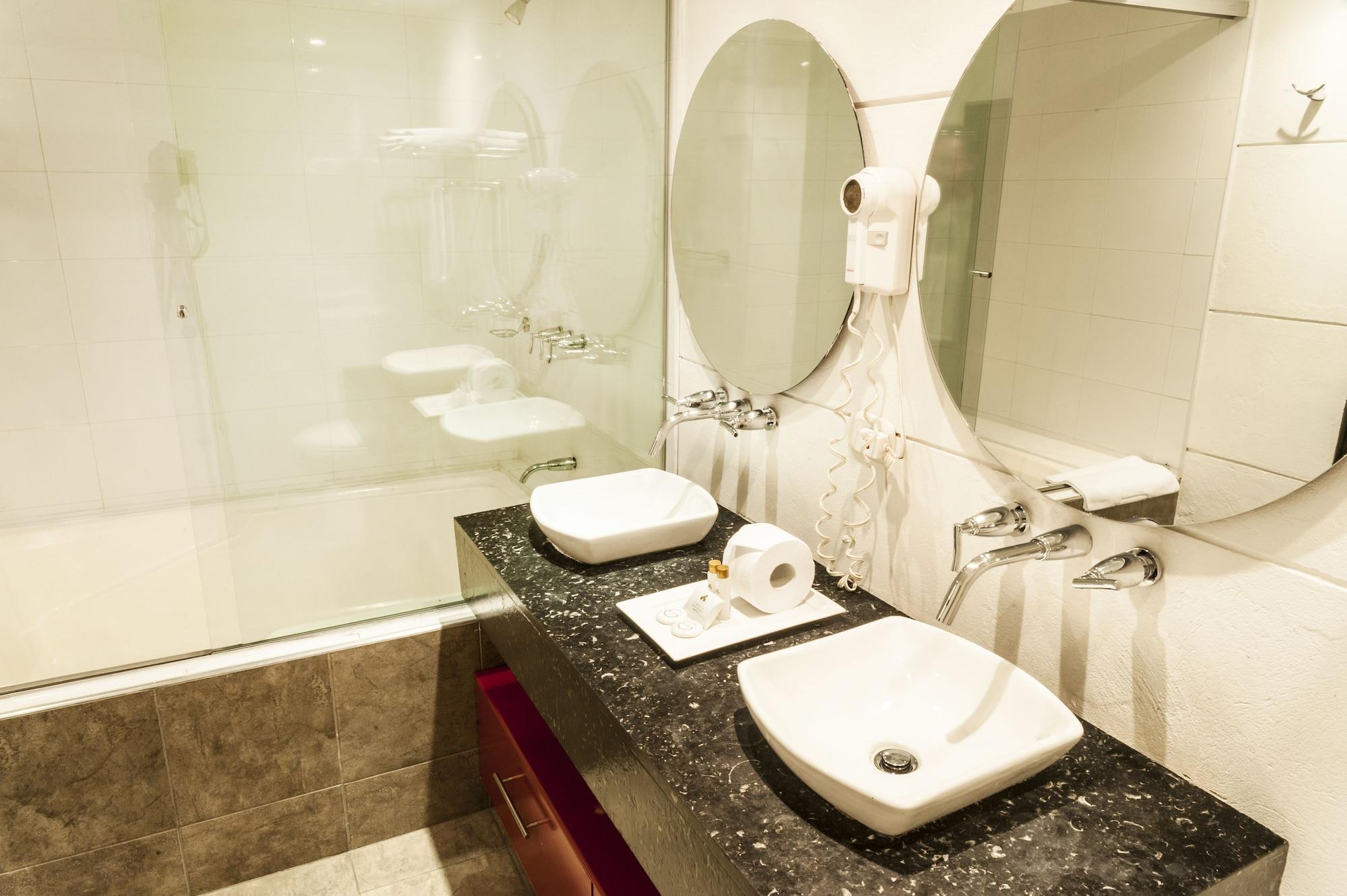 Hotel Bogota Virrey Eksteriør bilde