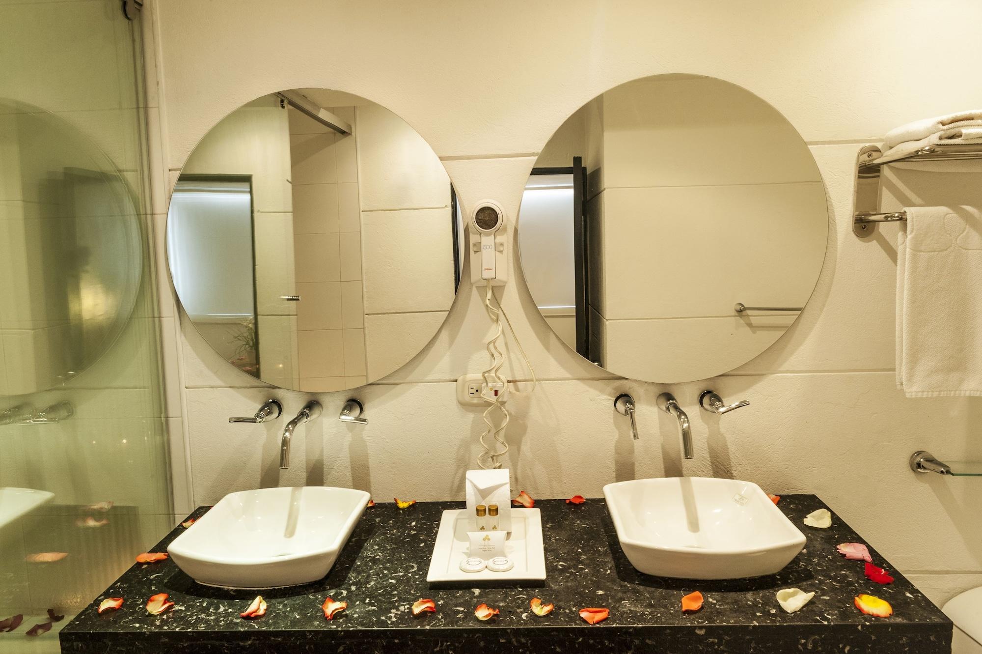 Hotel Bogota Virrey Eksteriør bilde