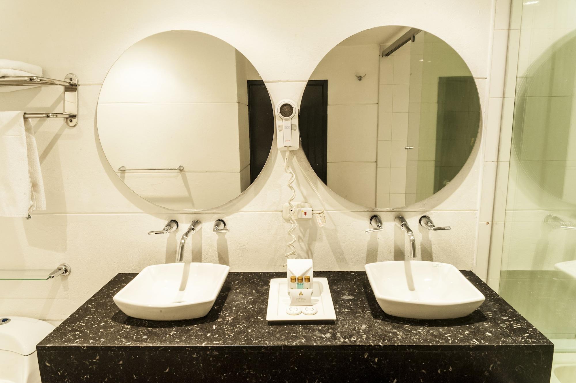 Hotel Bogota Virrey Eksteriør bilde